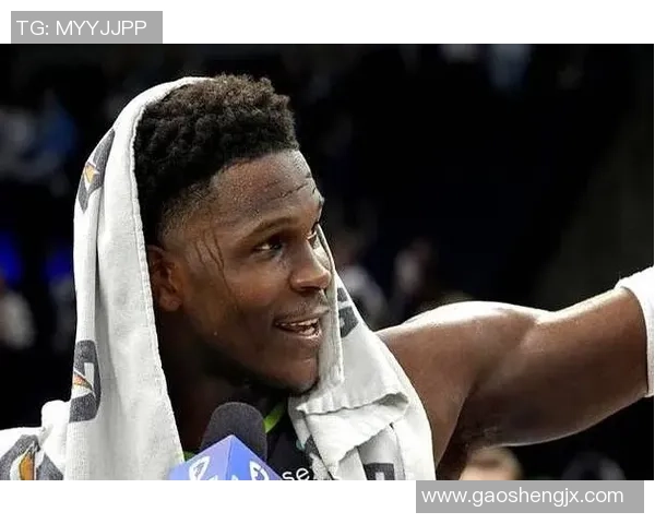 狼队新任主帅爱德华兹回归旧将助力保级挑战风波